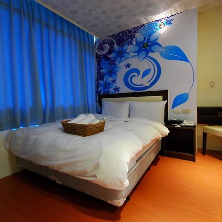 Happiness Inn Taipei Exterior photo