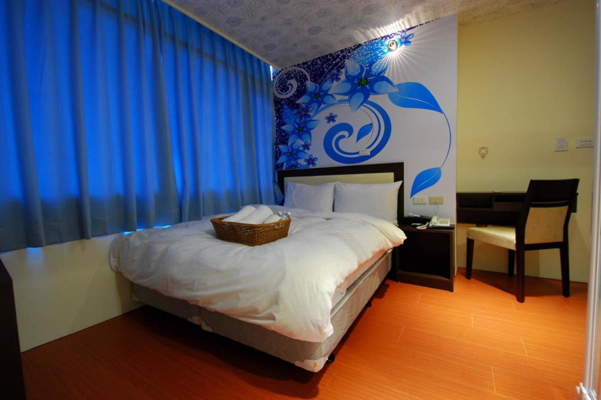 Happiness Inn Taipei Exterior photo