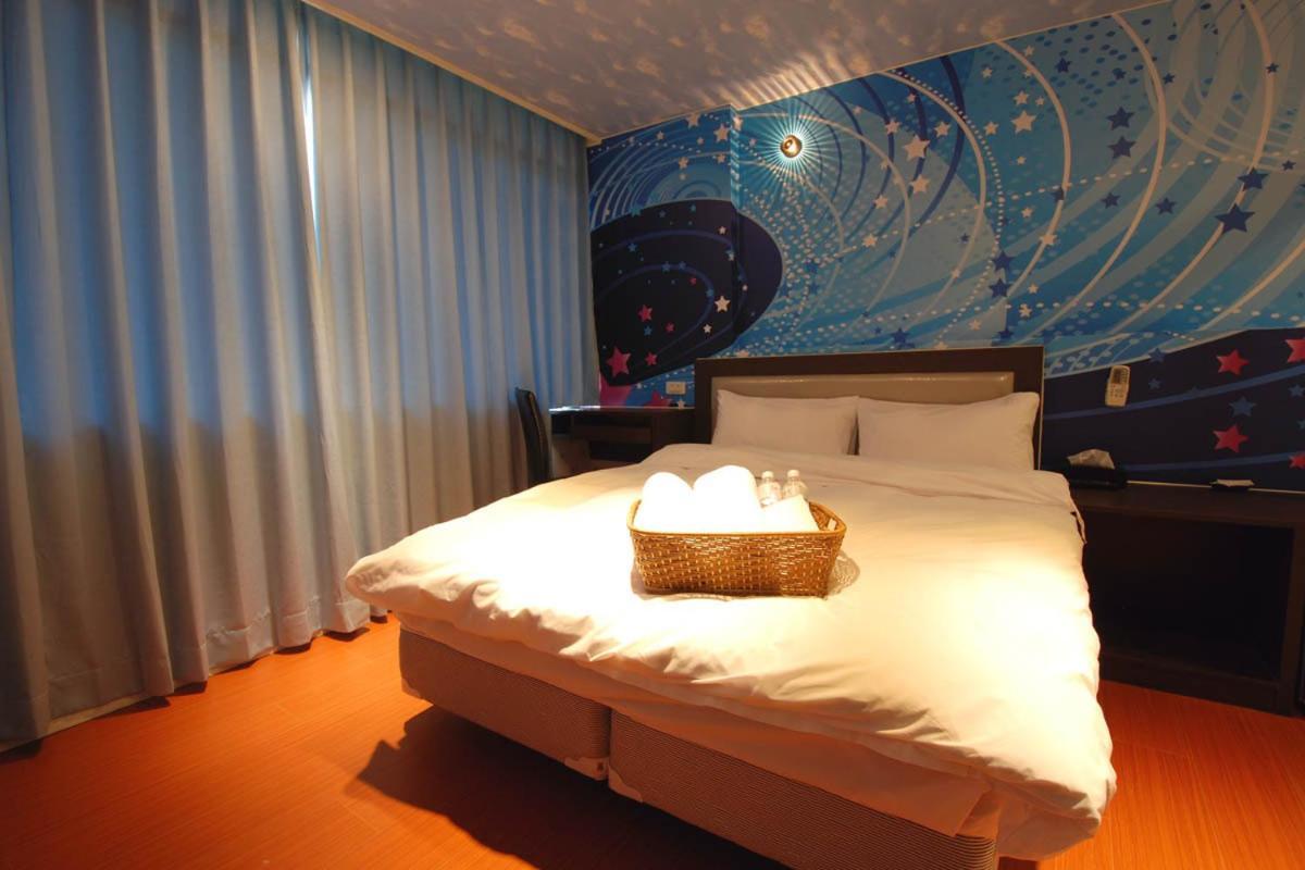 Happiness Inn Taipei Exterior photo