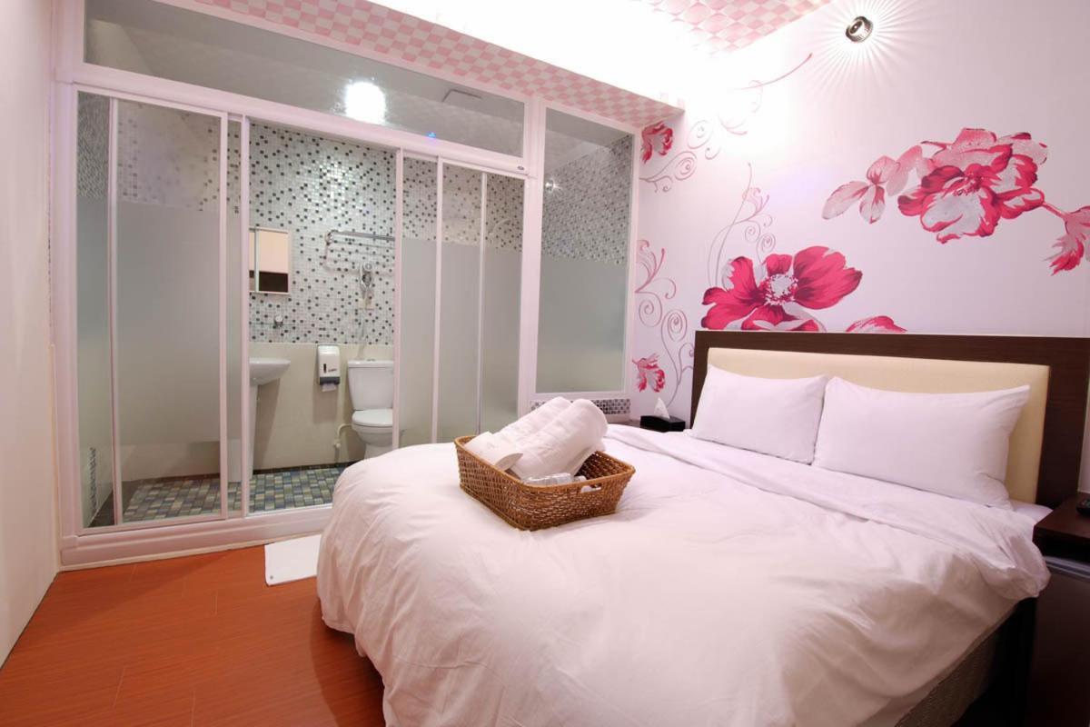 Happiness Inn Taipei Exterior photo