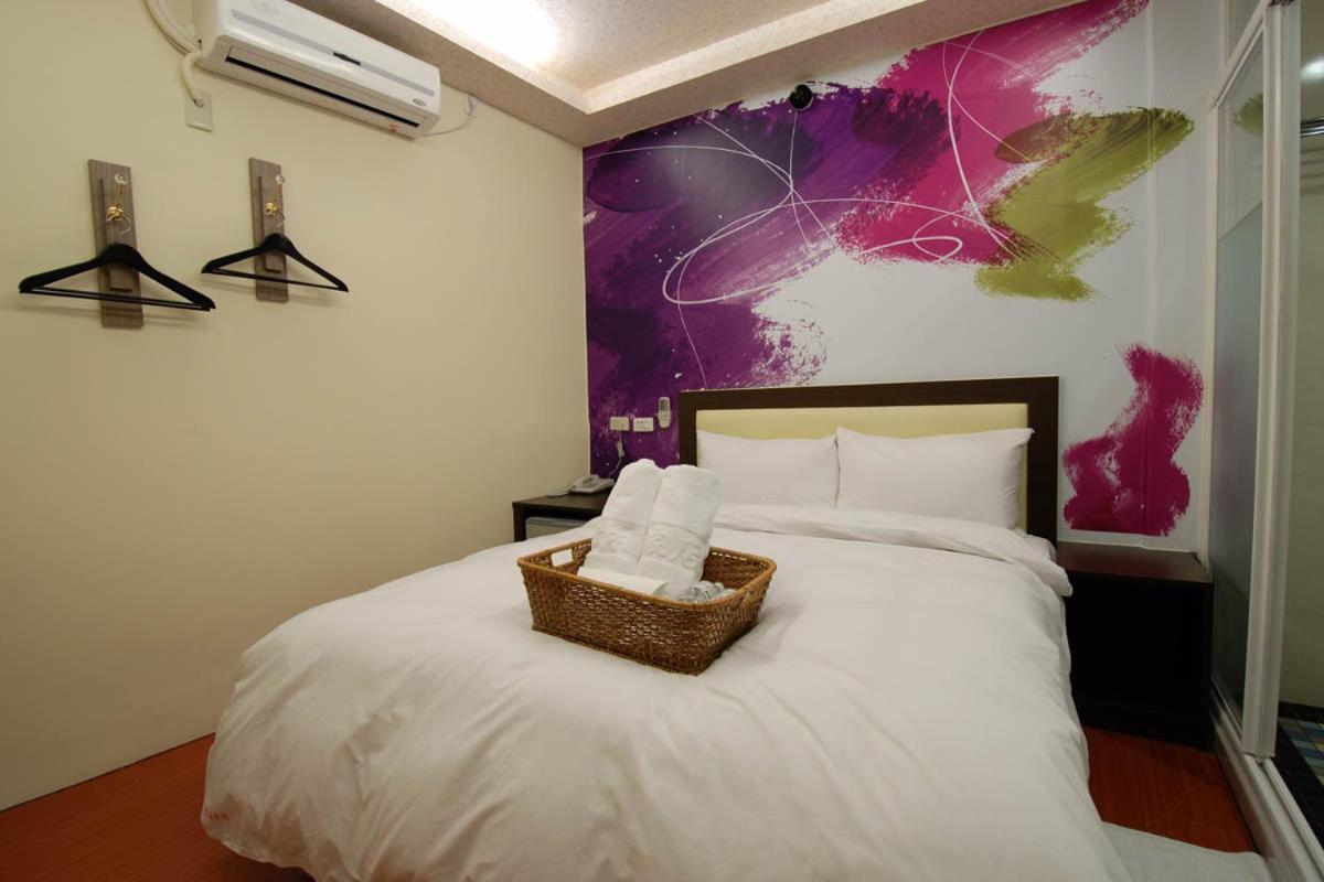 Happiness Inn Taipei Exterior photo